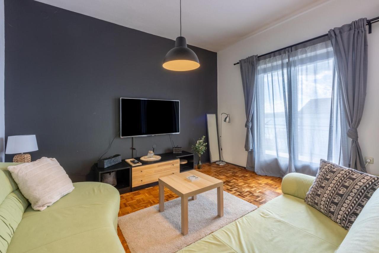 Apartment Suzy Dramalj Exterior foto